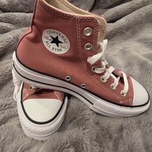 NEW-Converse Rose High-Top Shoes-size 6